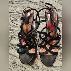 Madden Girl Wedges